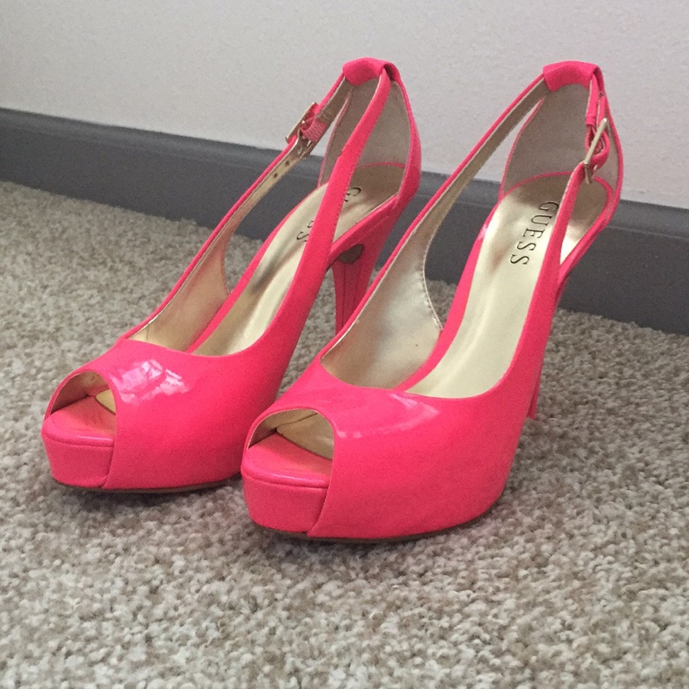 Guess Hondo Heels 6.5 Neon Pink/Hot Pink 🔥🔥